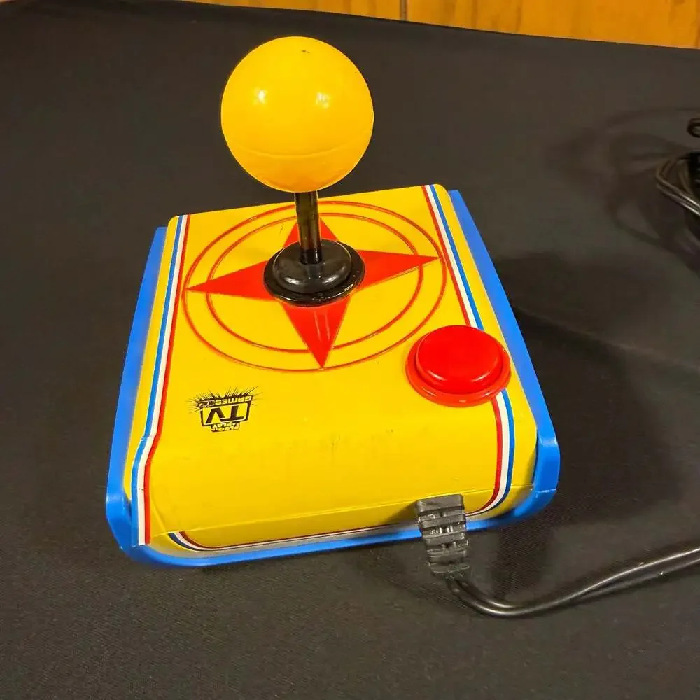 2006 Jakks Pacific Super Pac-Man TV Plug and Play Joystick Controller